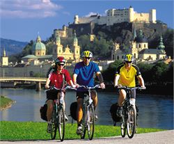 Mit dem Fahrrad in die Stadt Salzburg